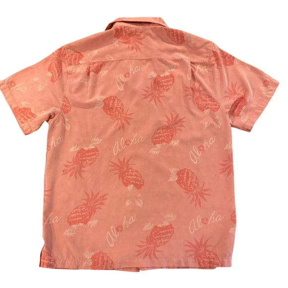 Tommy Bahama pink/coral Pineapple aloha‎ Men's Shirt. 75% Silk - size medium - Picture 2 of 9